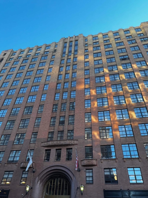 The Dagny Hotel facade from the Broad Street entrance